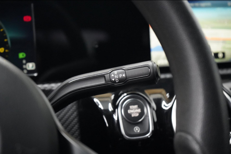 Mercedes-Benz A-Klasse 180 d Launch Edition Premium Plus | AIRCO | CRUISE