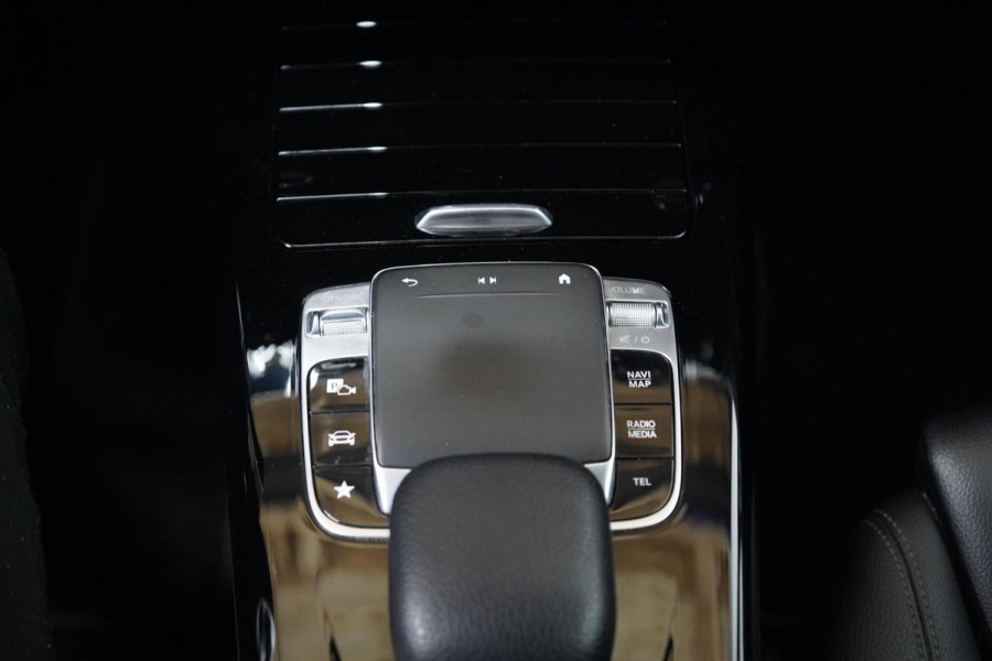 Mercedes-Benz A-Klasse 180 d Launch Edition Premium Plus | AIRCO | CRUISE