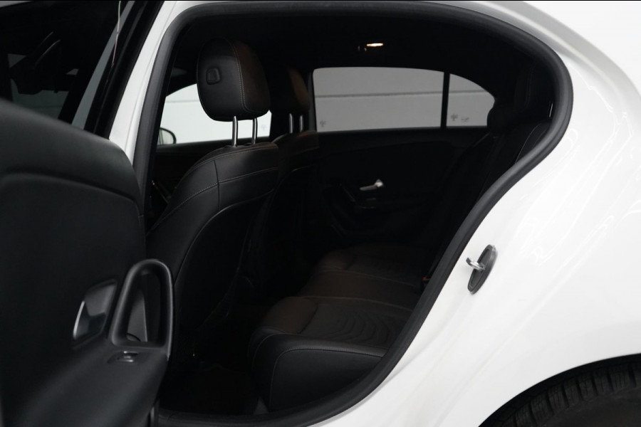 Mercedes-Benz A-Klasse 180 d Launch Edition Premium Plus | AIRCO | CRUISE
