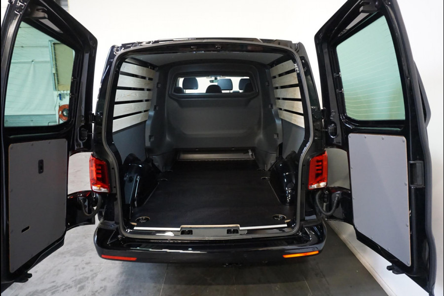 Volkswagen Transporter 2.0 TDI L2H1 28 Dubbele Cabine Highline Airco | Cruise Control adaptief | PDCVA | 17" LM