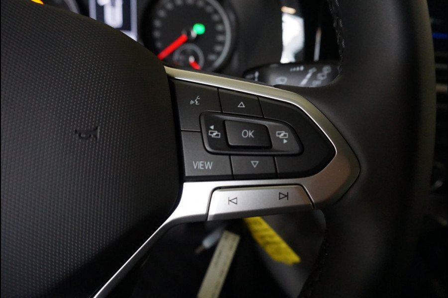 Volkswagen Transporter 2.0 TDI L2H1 28 Dubbele Cabine Highline Airco | Cruise Control adaptief | PDCVA | 17" LM