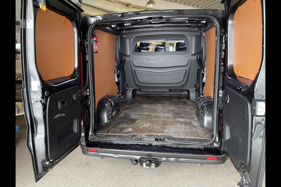 Fiat Talento 2.0 MultiJet 170pk automaat L2H1 SX DC 5 persoons / vaste prijs rijklaar € 21.950 ex btw / lease vanaf € 358 / dubbele schuifdeur / airco / cruise / camera / navigatie / trekhaak !