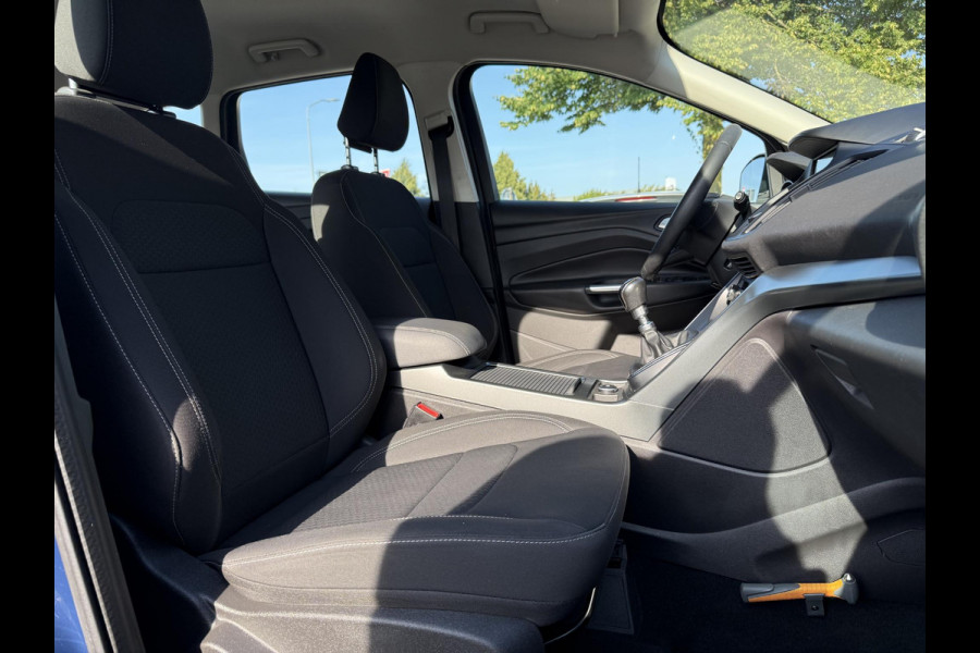 Ford Kuga 1.5 EcoBoost Trend Ultimate 2e Eigenaar,Navi,Dealer Onderhouden,Clima,Cruise,Apple Carplay/Android Auto,Pdc,6 Bak,120pk,Apk tot 09-2026