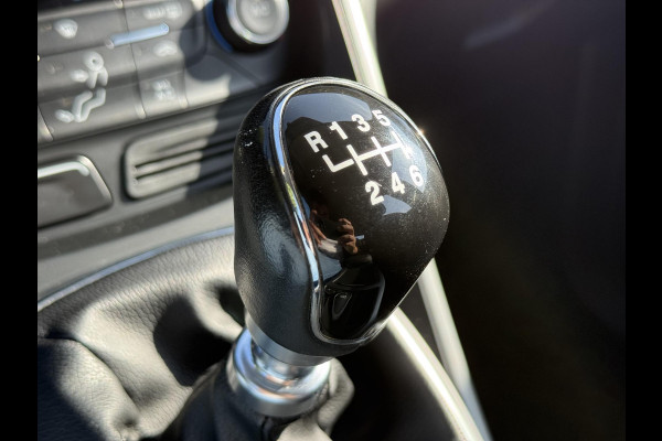 Ford Kuga 1.5 EcoBoost Trend Ultimate 2e Eigenaar,Navi,Dealer Onderhouden,Clima,Cruise,Apple Carplay/Android Auto,Pdc,6 Bak,120pk,Apk tot 09-2026