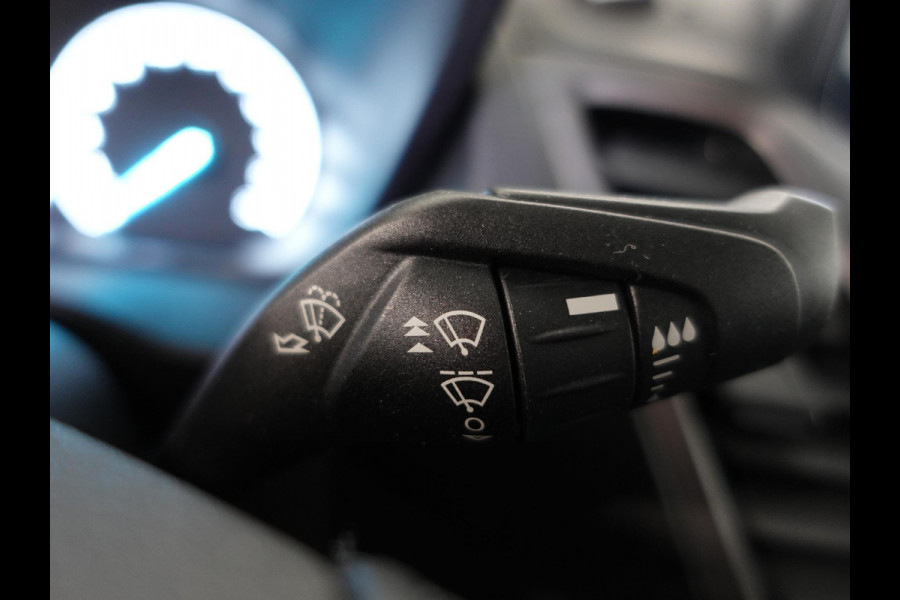 Ford Transit Connect 1.5 L2 Automaat Navigatie Airco Parkeersensoren Cruise Control 3Zits Camera