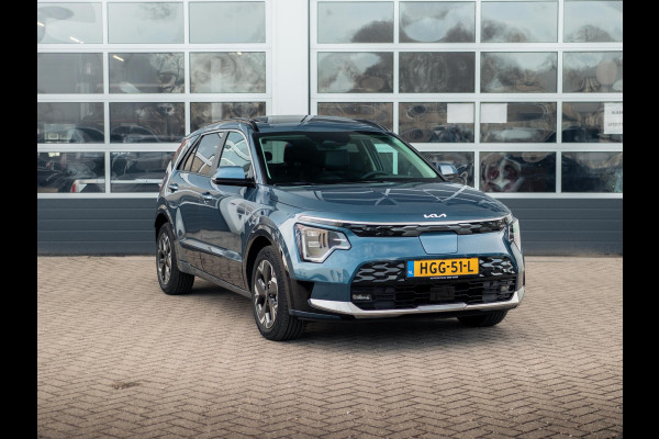 Kia Niro EV Plus 64.8 kWh l Lederlook bekleding l Stoelverwarming l El. verstelbare stoelen l