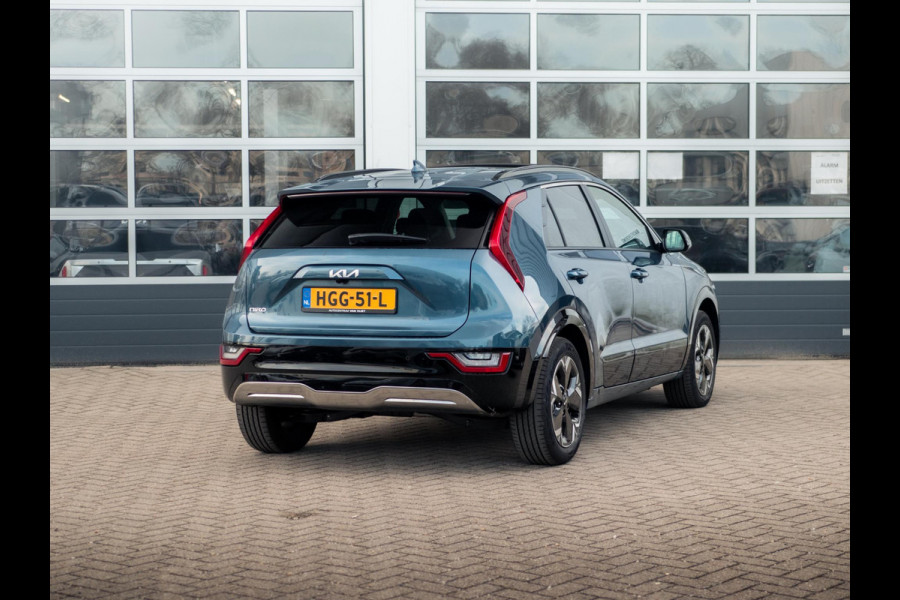 Kia Niro EV Plus 64.8 kWh l Lederlook bekleding l Stoelverwarming l El. verstelbare stoelen l