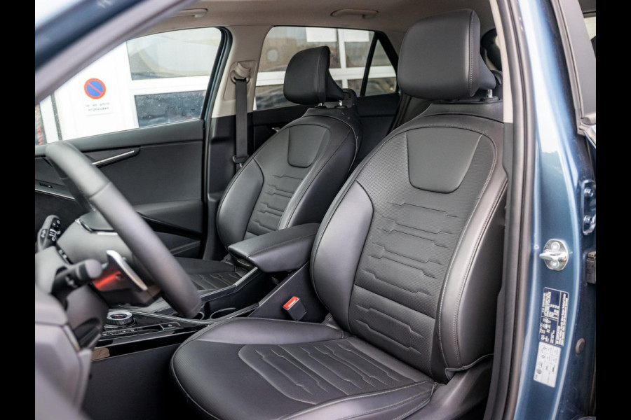 Kia Niro EV Plus 64.8 kWh l Lederlook bekleding l Stoelverwarming l El. verstelbare stoelen l