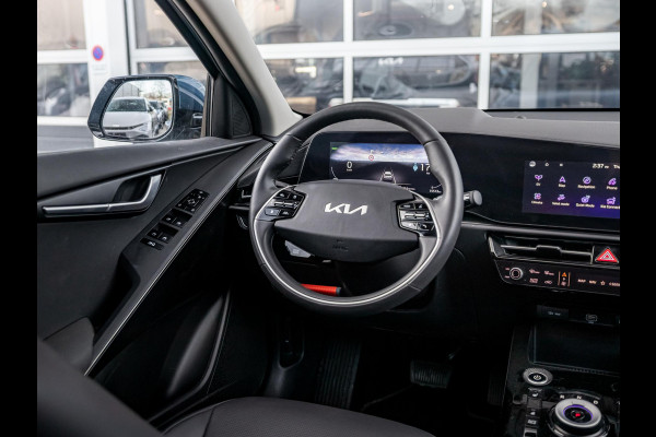 Kia Niro EV Plus 64.8 kWh l Lederlook bekleding l Stoelverwarming l El. verstelbare stoelen l