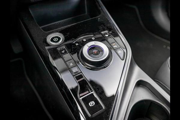 Kia Niro EV Plus 64.8 kWh l Lederlook bekleding l Stoelverwarming l El. verstelbare stoelen l