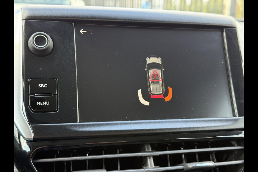 Peugeot 2008 1.2 PureTech Blue Lion 110pk,Trekhaak,2e Eigenaar,Navi,Automaat,Airco,Cruise,Lm velgen,Nieuwe Apk bij Aflevering