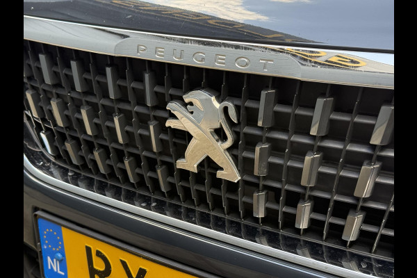 Peugeot 2008 1.2 PureTech Blue Lion 110pk,Trekhaak,2e Eigenaar,Navi,Automaat,Airco,Cruise,Lm velgen,Nieuwe Apk bij Aflevering