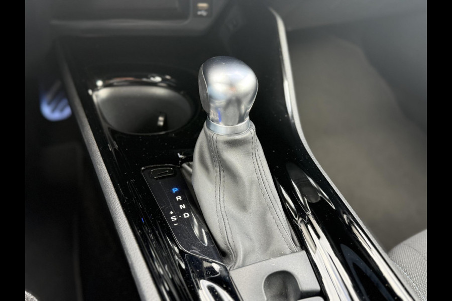 Toyota C-HR 2.0 Hybrid Bi-Tone Dealer Onderhouden,Camera,Trekhaak,184pk,Navi,Stoelverwarming,Clima,Cruise,Pdc V+A,Lm velgen,Apk tot 09-2026