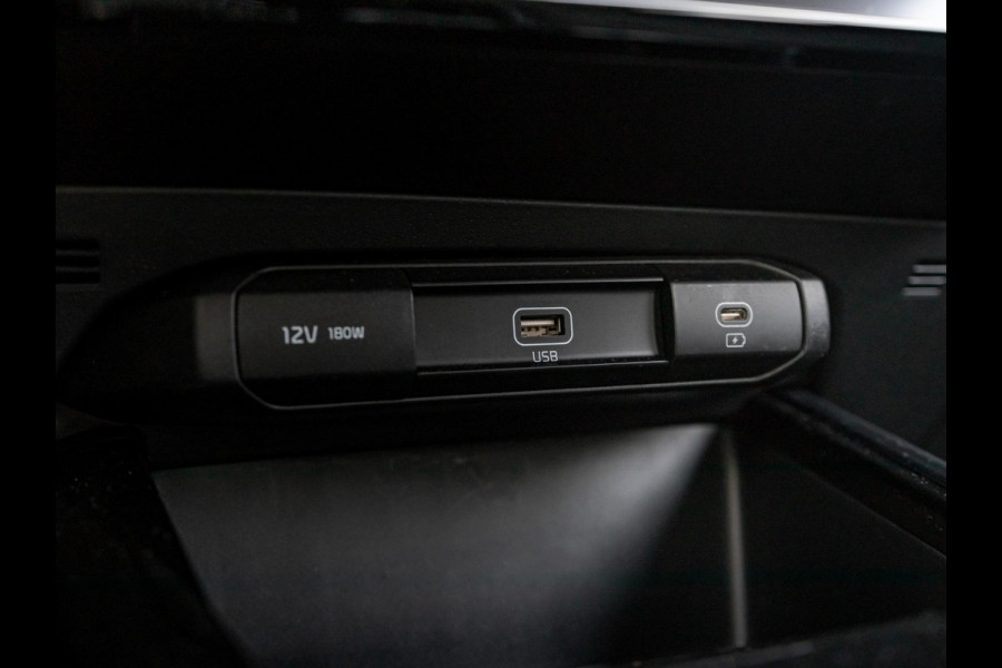 Kia Niro EV Light 64.8 kWh Navigatie l Airco l