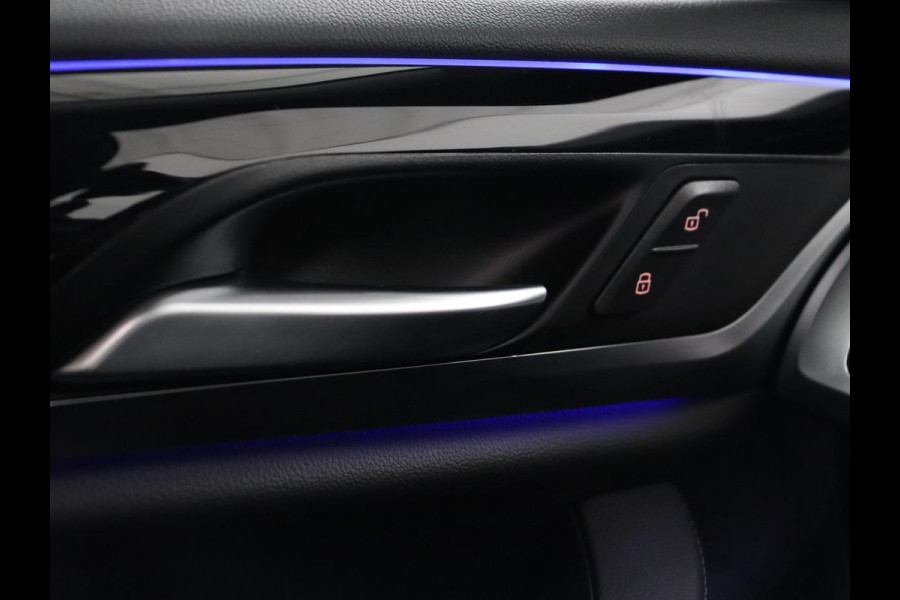 BMW X4 xDrive30i M Sport | Panoramadak | Head-Up | Leder | Stoelverwarming | 360 Camera | Adaptive cruise | Carplay | Sfeerverlichting | Full LED | Sportstoelen | 21'' | Navigatie