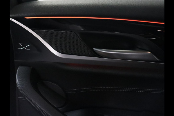 BMW X4 xDrive30i M Sport | Panoramadak | Head-Up | Leder | Stoelverwarming | 360 Camera | Adaptive cruise | Carplay | Sfeerverlichting | Full LED | Sportstoelen | 21'' | Navigatie