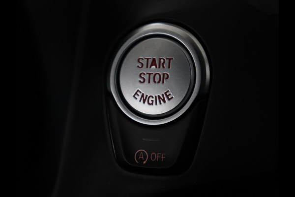 BMW X4 xDrive30i M Sport | Panoramadak | Head-Up | Leder | Stoelverwarming | 360 Camera | Adaptive cruise | Carplay | Sfeerverlichting | Full LED | Sportstoelen | 21'' | Navigatie