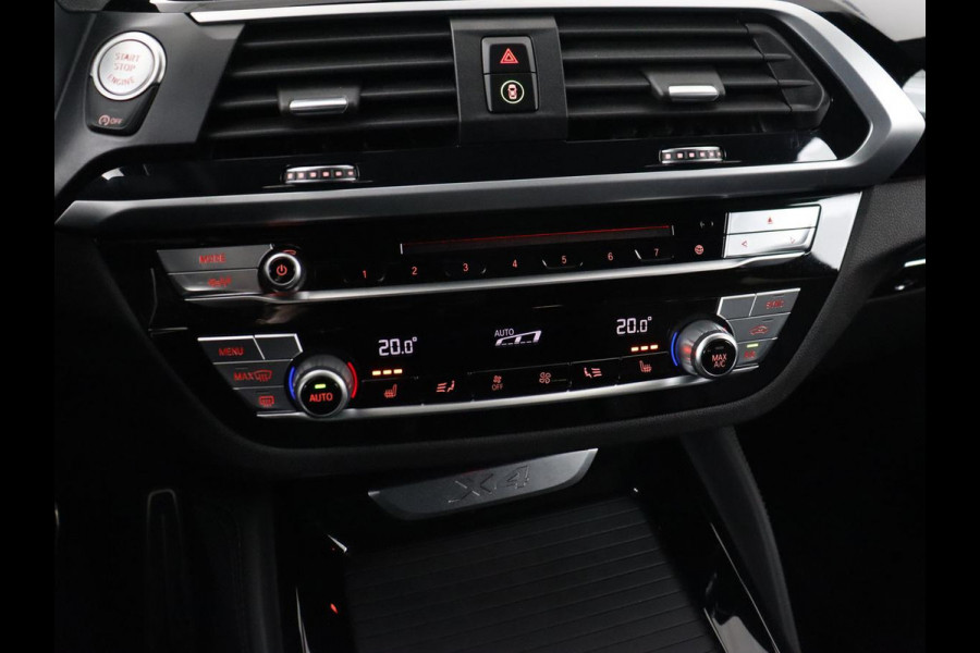 BMW X4 xDrive30i M Sport | Panoramadak | Head-Up | Leder | Stoelverwarming | 360 Camera | Adaptive cruise | Carplay | Sfeerverlichting | Full LED | Sportstoelen | 21'' | Navigatie