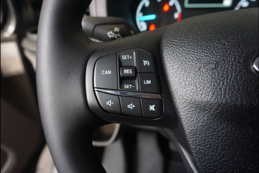 Ford Transit Custom 300 2.0 TDCI L2H1 Trend Dubbele Cabine Automaat Airco Navi Cruise control Camera Parkeersensoren