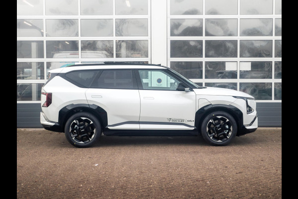 Kia EV5 GT-Line Business Edition 81.4 kWh 17 % bijtelling l Stoelverwarming l El. verstelbare stoelen met memory functie. l Zwarte logo's.