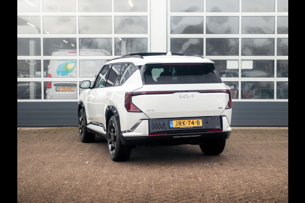 Kia EV5 GT-Line Business Edition 81.4 kWh 17 % bijtelling l Stoelverwarming l El. verstelbare stoelen met memory functie. l Zwarte logo's.