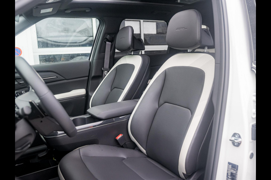Kia EV5 GT-Line Business Edition 81.4 kWh 17 % bijtelling l Stoelverwarming l El. verstelbare stoelen met memory functie. l Zwarte logo's.