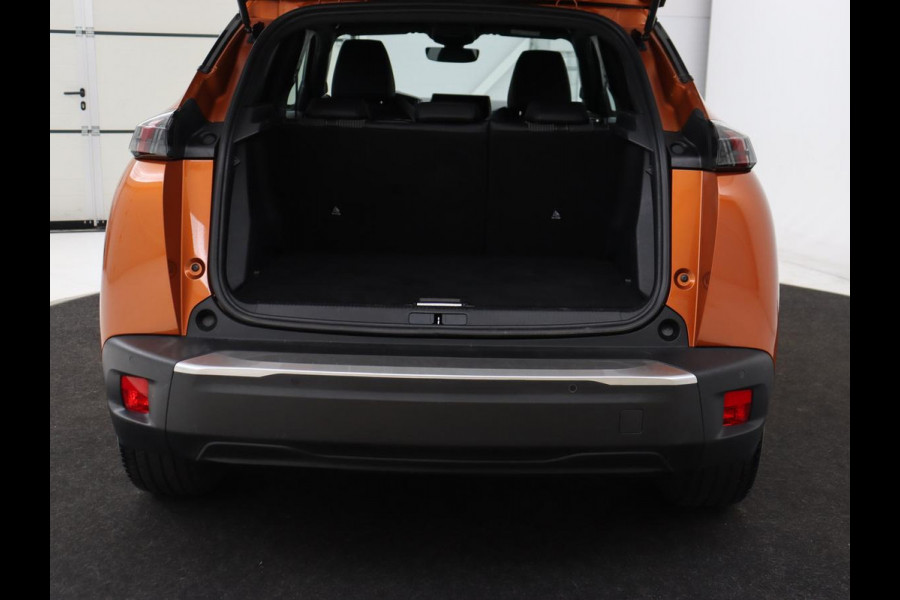 Peugeot e-2008 EV GT 50 kWh | SOH 98% | Carplay | Half leder | Camera | Digital Cockpit | Full LED | Cruise control | Climate control | Bluetooth