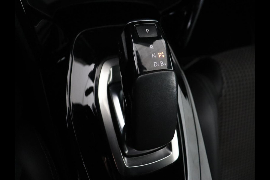 Peugeot e-2008 EV GT 50 kWh | SOH 98% | Carplay | Half leder | Camera | Digital Cockpit | Full LED | Cruise control | Climate control | Bluetooth