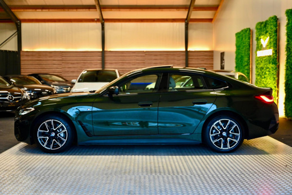 BMW i4 EDrive40 High Executive 84 kWh - M-Sport - Stuurverwarming - Harman Kardon - Adaptive Cruise Control - Schuifdak -