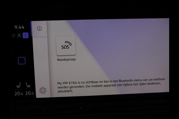 Volkswagen Golf 1.5 eTSI Style | Stoelverwarming | Trekhaak | Camera | Stuurverwarming | Memory | Sfeerverlichting | Carplay | Navigatie | Adaptive cruise | Parkeerhulp | Climate control