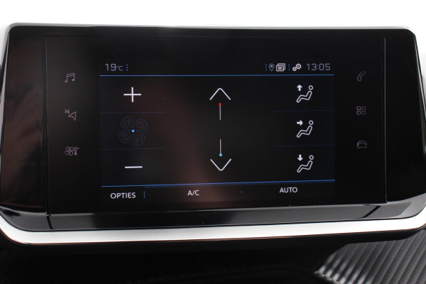 Peugeot 2008 1.2 PureTech 130pk Automaat Allure Navigatie Climate Control Lichtmetalen Velgen Parkeersensoren Cruise Control