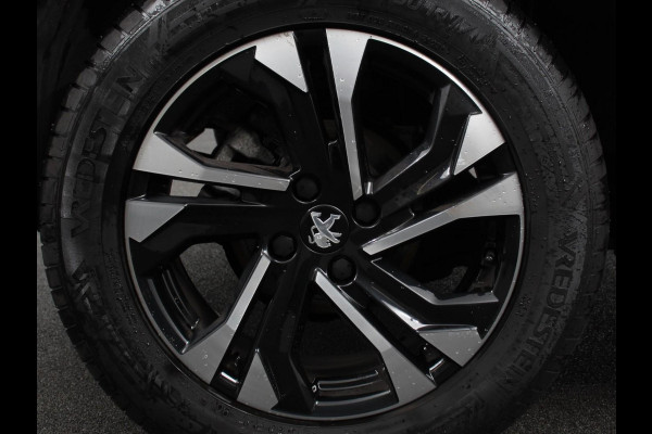 Peugeot 2008 1.2 PureTech 130pk Automaat Allure Navigatie Climate Control Lichtmetalen Velgen Parkeersensoren Cruise Control