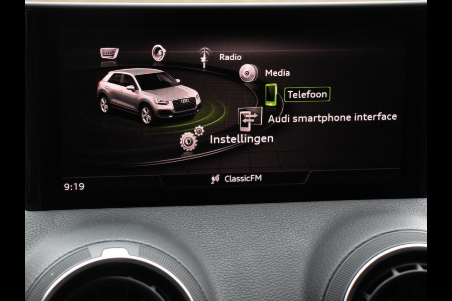 Audi Q2 35 TFSI 150PK S-tronic Prestige Navigatie Apple Carplay/Android Auto  Adaptive Cruise Control Parkeersensoren Camera Stoelverwarming