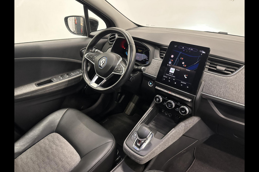 Renault ZOE R135 Intens 52 kWh Koopaccu Navigatie Apple Carplay/Android Auto Camera Parkeersensoren Cruise Control Stoel- en stuurverwarming Climate Control Lichtmetalen velgen