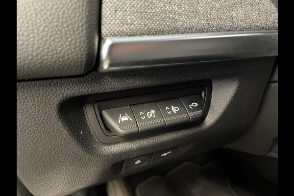 Renault ZOE R135 Intens 52 kWh Koopaccu Navigatie Apple Carplay/Android Auto Camera Parkeersensoren Cruise Control Stoel- en stuurverwarming Climate Control Lichtmetalen velgen