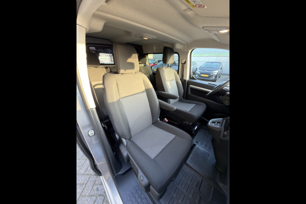 Peugeot e-Expert DC 75 kWh (Stoelverwarming - 2x Schuifdeuren - Keyless Entry - Laadruimte betimmering - Automatische Airco - Navigatie - Parkeer