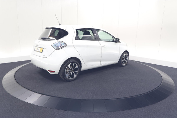 Renault ZOE Q90 Intens Quickcharge 41 kWh | Huuraccu | Navigatie | Parkeersensoren | Climate Control