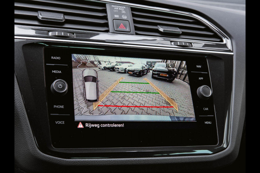 Volkswagen Tiguan 1.5 TSI 2x R-line Stoelverw.|Trekhaak|ACC|Stuurverw.|Camera|Virtual Cockpit