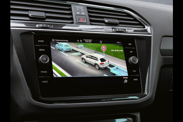 Volkswagen Tiguan 1.5 TSI 2x R-line Stoelverw.|Trekhaak|ACC|Stuurverw.|Camera|Virtual Cockpit