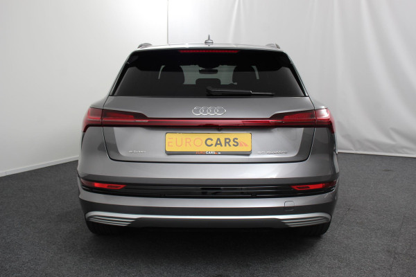 Audi e-tron e-tron 55 quattro advanced Pro Line Plus 360pk! | Navigatie | Climate Control | Electrisch bedienbare achterklep | Camera | Alcantara