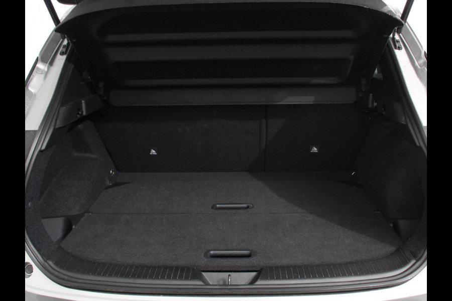 Nissan QASHQAI 1.3 MHEV Automaat N-Connecta | Navigatie | Climate Control | Sfeerverlichting | Camera 360 | Led | Dab | Verwarmde voorstoelen | Adaptive Cruise Control | Digitale Cockpit | Lichtmetalen Velgen