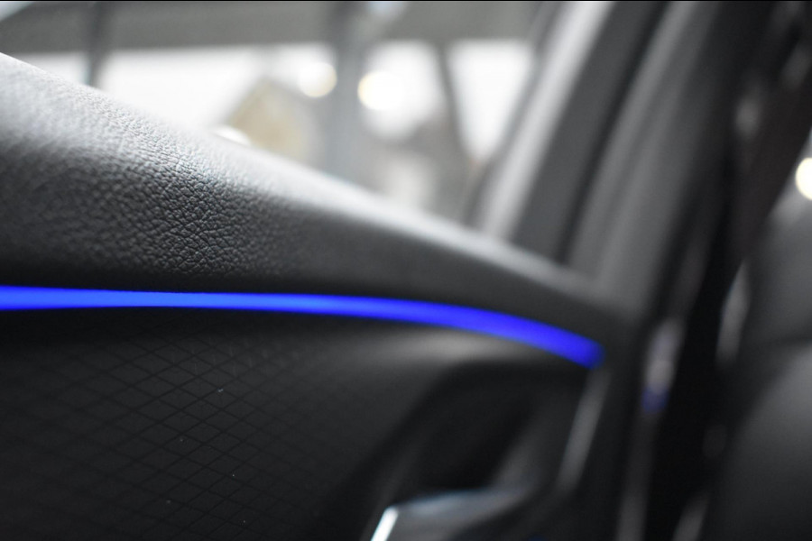 BMW 5 Serie Touring 520i M-Sport | LASERLIGHT | NAP | DEALER ONDERHOUDEN | APPLE CARPLAY | ANDRIOD AUTO | SFEERVERLICHTING