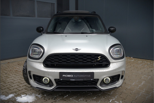 MINI Countryman 1.5 Cooper S E ALL4 | JCW | Panoramadak | Stoelverwarming | Harman Kardon | Head-Up Display | John Cooper Works | Camera | Apple Carplay | Parkeersensoren | Keyless |