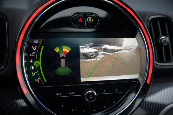 MINI Countryman 1.5 Cooper S E ALL4 | JCW | Panoramadak | Stoelverwarming | Harman Kardon | Head-Up Display | John Cooper Works | Camera | Apple Carplay | Parkeersensoren | Keyless |