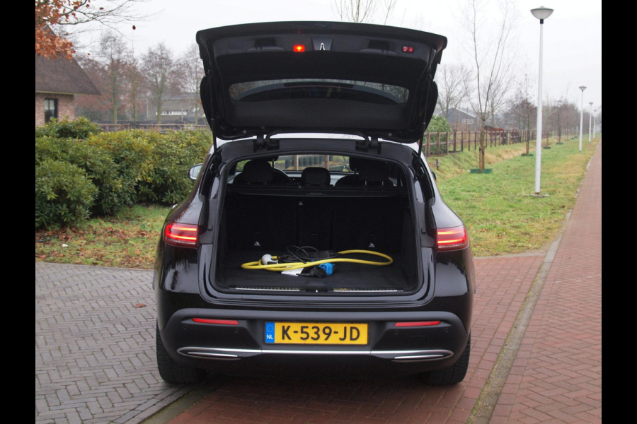 Mercedes-Benz EQC 400 4MATIC Business Solution 80 kWh | 94% | Camera | Sfeerverlichting | Cruise Control | Stoelverwarming |