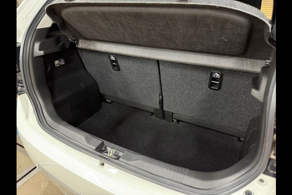 Suzuki Ignis 1.2 Smart Hybrid Select Automaat | Camera | Stoelverwarming | DAB Radio | LED | 16' inch