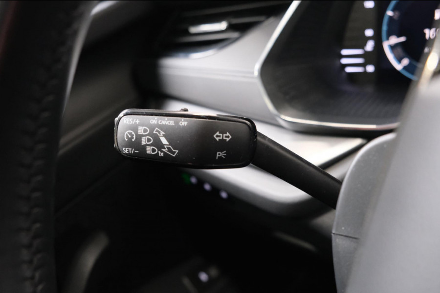 Škoda Octavia Combi 1.0 TSI Business Edition - N.A.P. Airco, Cruise, Navi, PDC.