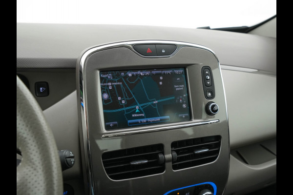 Renault ZOE R110 Bose 41 kWh (inclusive-Battery) {3-Fase}{SOH-85%} Aut.*LEATHER | BOSE-AUDIO | KEYLESS | CRUISE |  NAVI-FULLMAP | CAMERA | DIGI-COCKPIT | HEATED-COMFORTSEATS | ECC | PDC | FULL-LED | PRIVACYGLASS | 17"ALU*