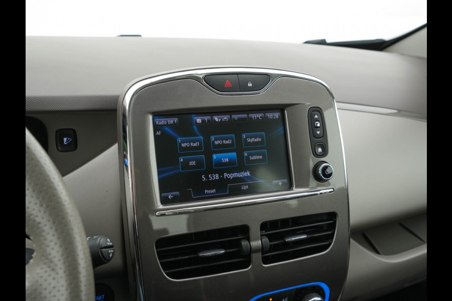 Renault ZOE R110 Bose 41 kWh (inclusive-Battery) {3-Fase}{SOH-85%} Aut.*LEATHER | BOSE-AUDIO | KEYLESS | CRUISE |  NAVI-FULLMAP | CAMERA | DIGI-COCKPIT | HEATED-COMFORTSEATS | ECC | PDC | FULL-LED | PRIVACYGLASS | 17"ALU*
