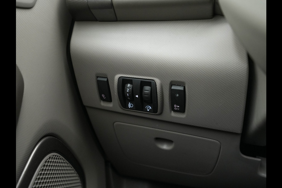 Renault ZOE R110 Bose 41 kWh (inclusive-Battery) {3-Fase}{SOH-85%} Aut.*LEATHER | BOSE-AUDIO | KEYLESS | CRUISE |  NAVI-FULLMAP | CAMERA | DIGI-COCKPIT | HEATED-COMFORTSEATS | ECC | PDC | FULL-LED | PRIVACYGLASS | 17"ALU*